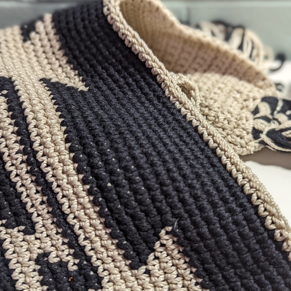 Shoulder bag from sak black and white - like new - Picture 5 of 13